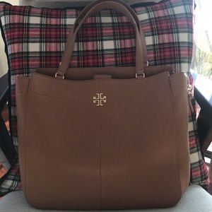 Tory Burch Ivy Double ZIP Tote - Caramel